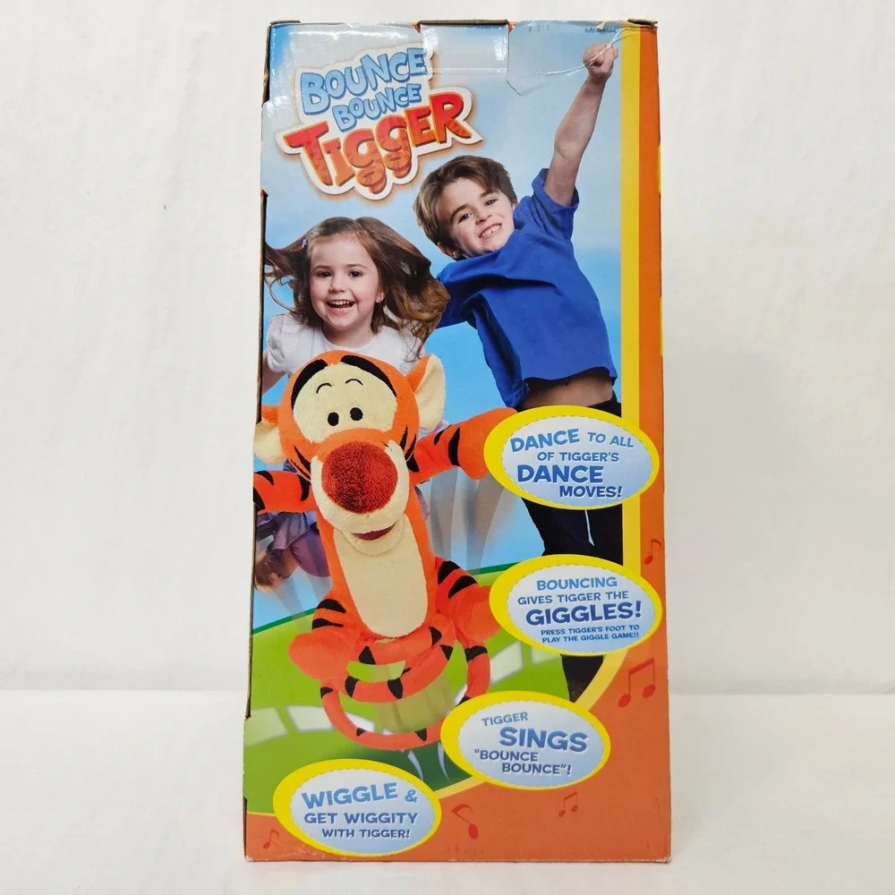 Winnie the Pooh Bounce Bounce Tigger Animated Dancing Plush Toy 2012 Damaged Box